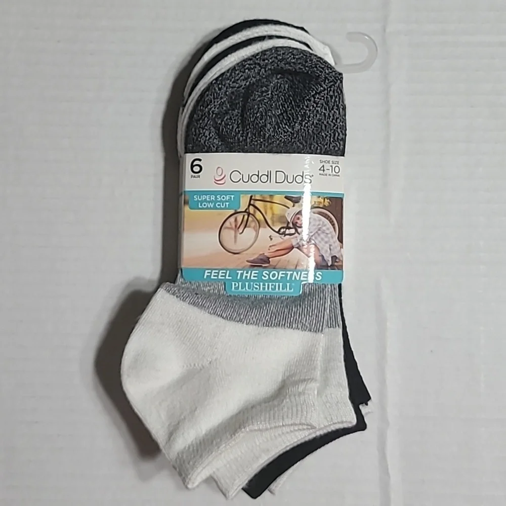 Cuddl Duds 6 Pack Supersoft Warm Crew Socks
